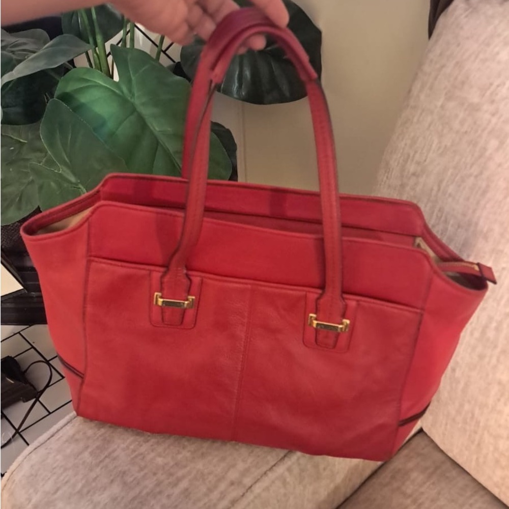 Coach Taylor F25205 leather shoulder bag.